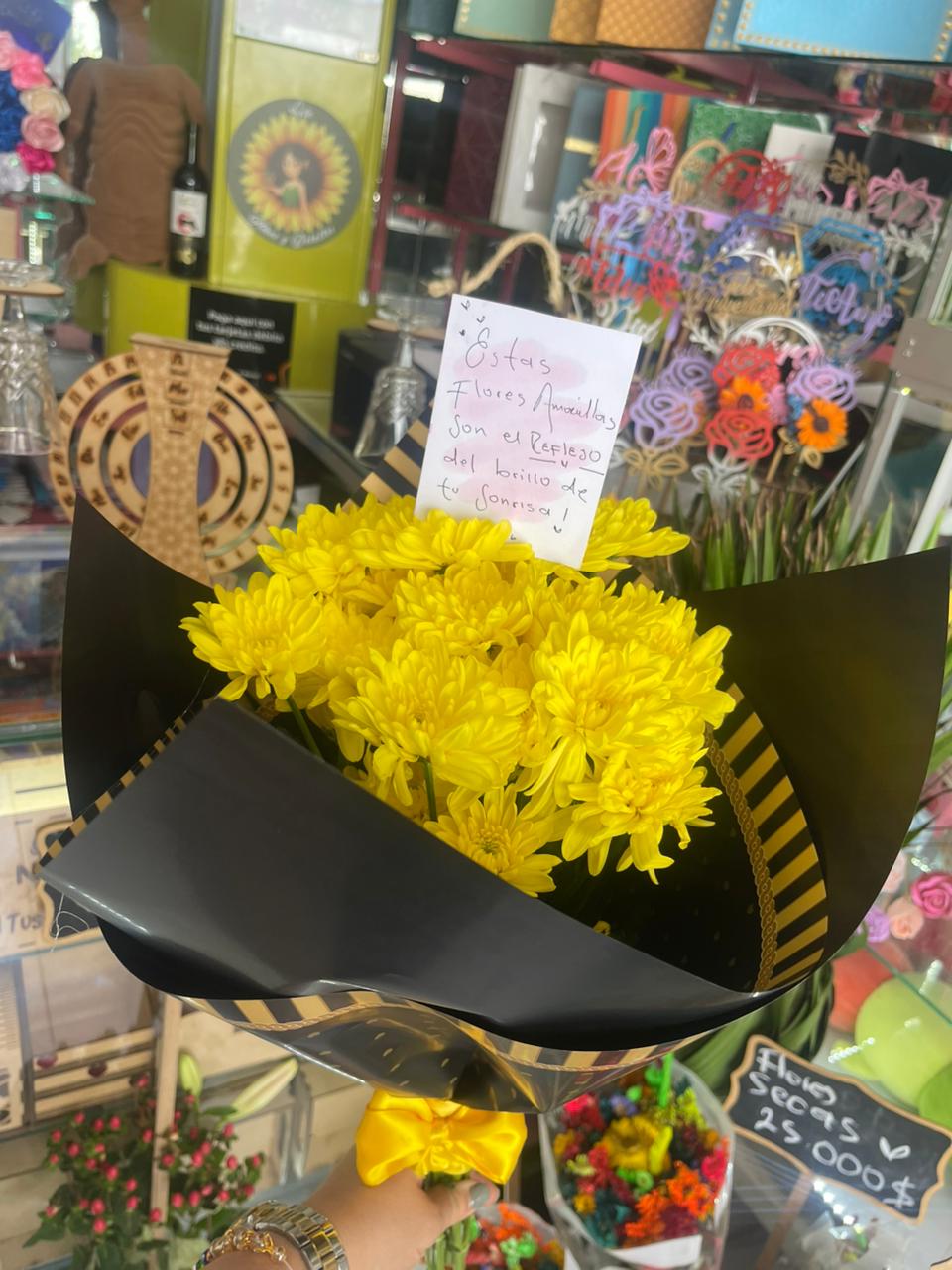 Ramo amarillo de crisantemos