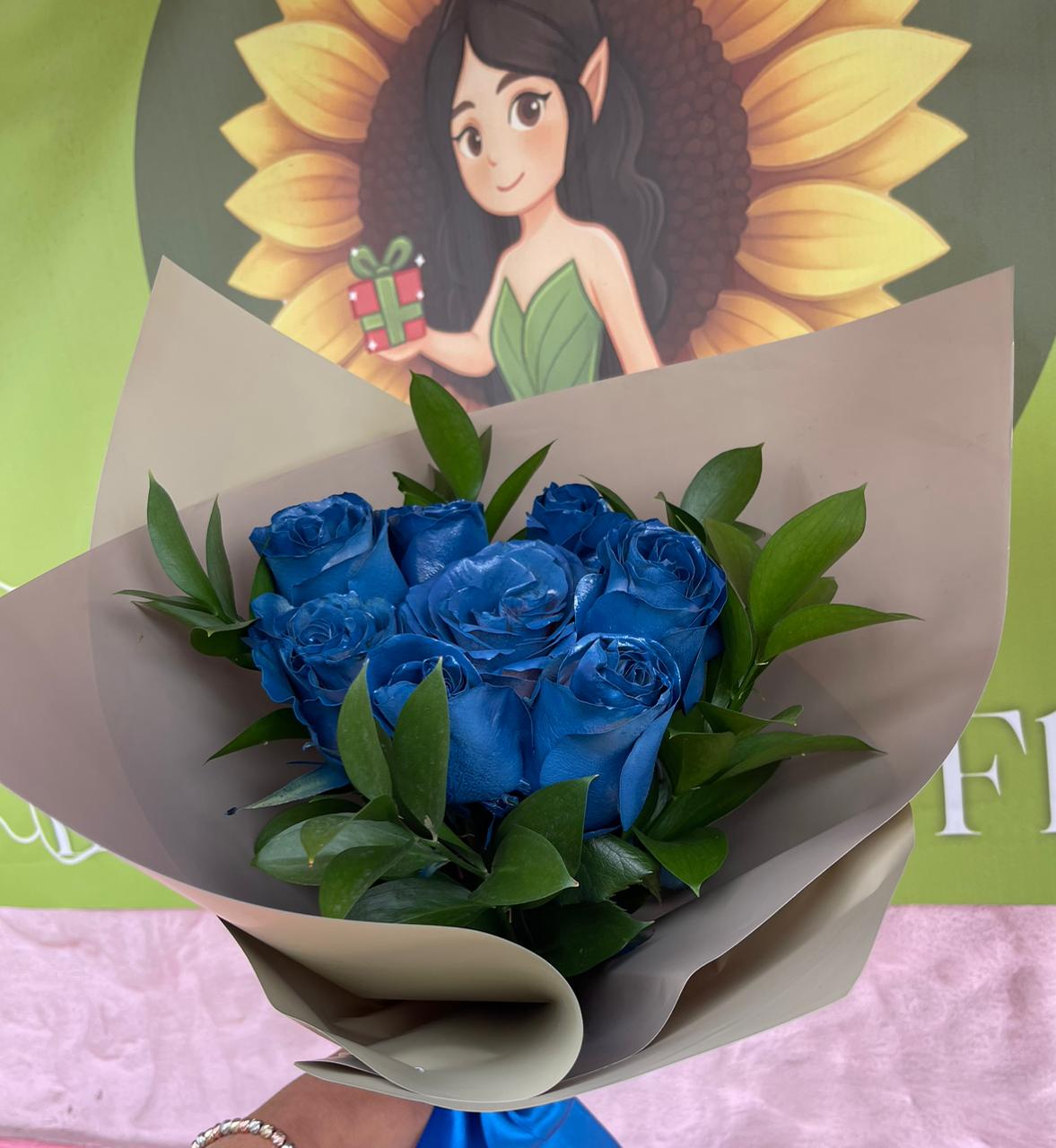 Ramo de rosas azules